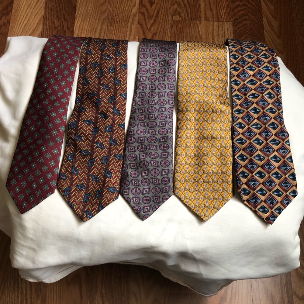 Set of 5 vintage and retro geometric silk neck ties
